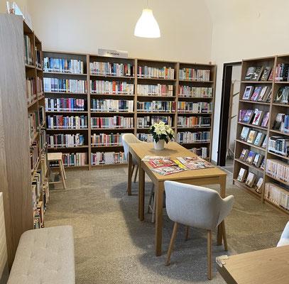 Lesebereich Bibliothek Hartkirchen