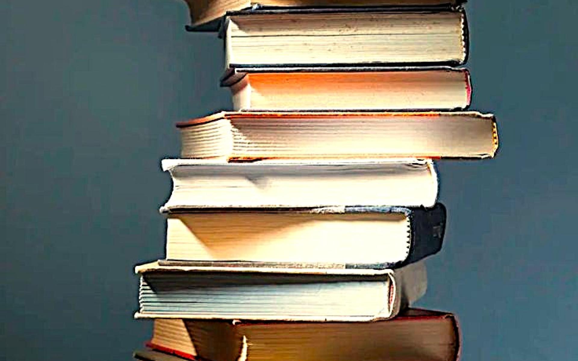 Bücherstapel